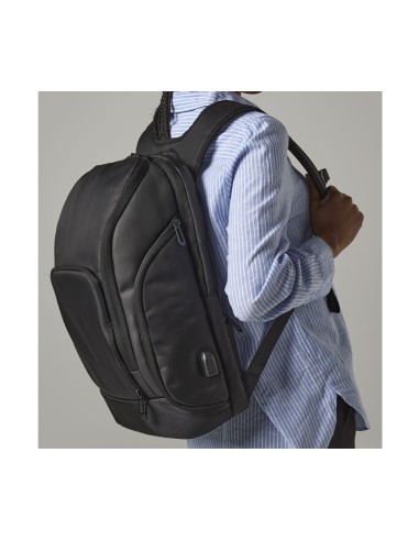 Q-QD910-Pro-Tech Charge Backpack